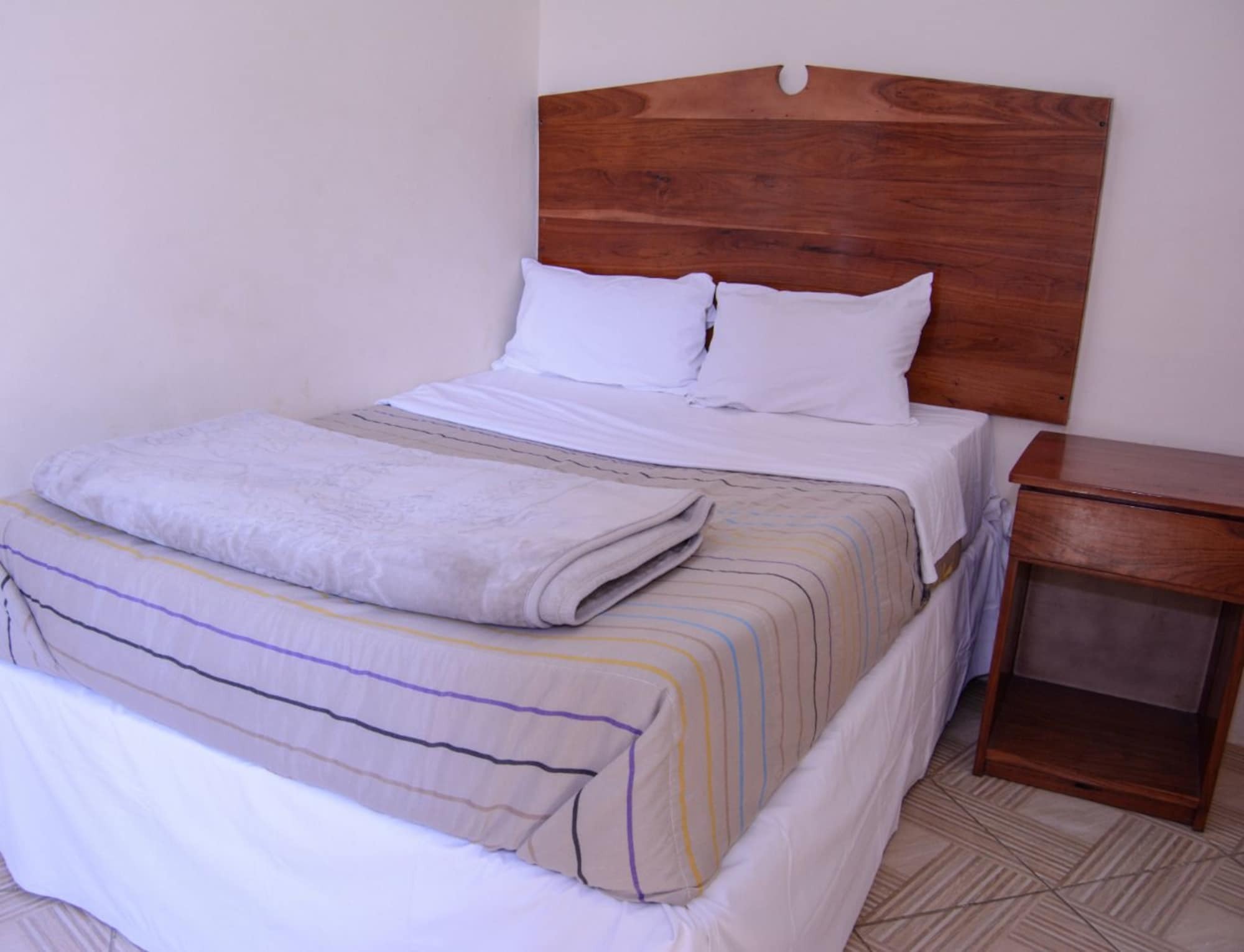 The Palace Guest House Harare Bagian luar foto