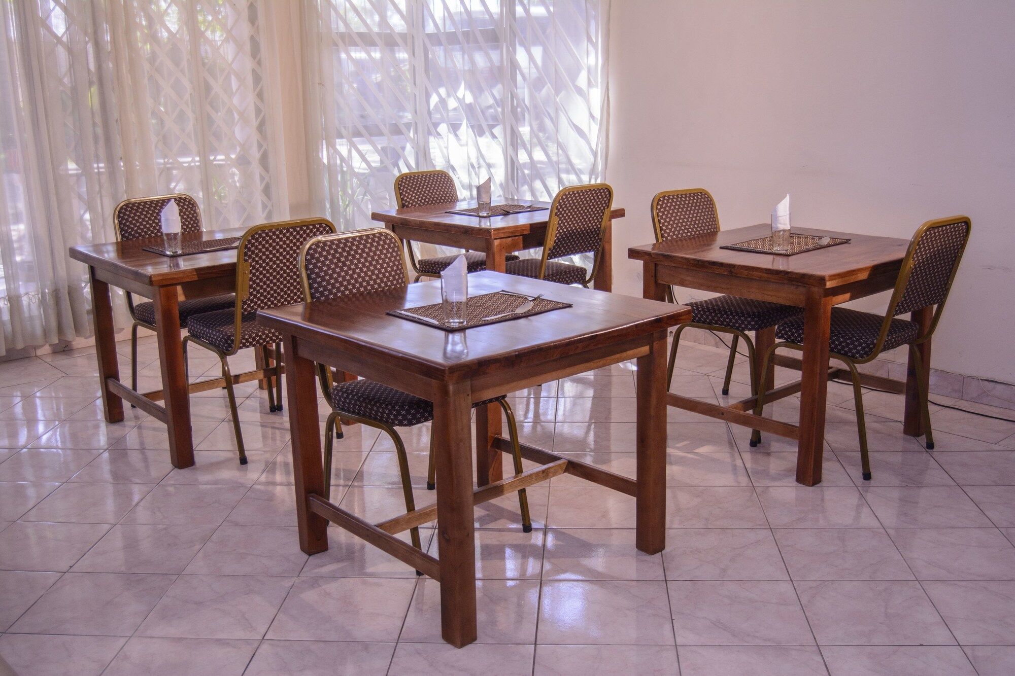 The Palace Guest House Harare Bagian luar foto